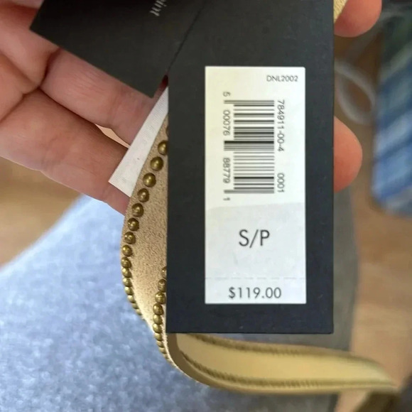 NWT BANANA REPUBLIC women’s sand suede belt size small gold oval buckle - Picture 7 of 7